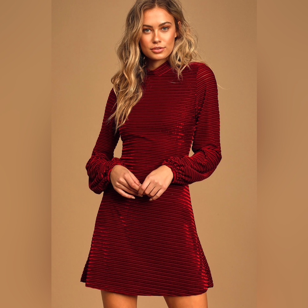 2/$30 Lulus Ticket to Chic Burgundy Striped Velvet Balloon Sleeve Dress Size: S